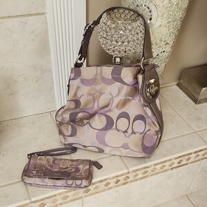 🌟💜 COACH OP SIGNATURE PURPLE/KHAKI Shoulder BAG & Matching Large WRISTLET 💜🌟